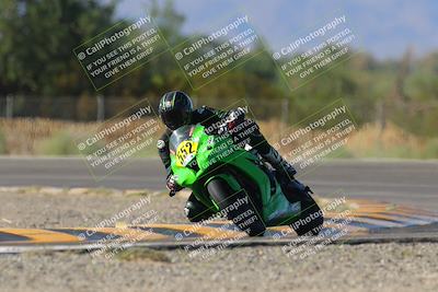 media/Oct-07-2023-CVMA (Sat) [[f84d08e330]]/Race 12 Amateur Supersport Open/